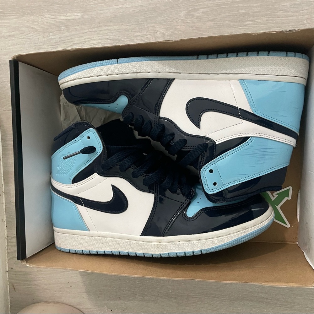 Jordan 1 Retro High UNC Patent us women’s size : 8.5 men size :7